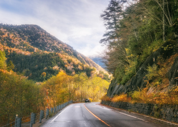 Sepertiga Jalan (Bag.1)