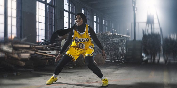 Pebasket Berhijab Jadi Inspirasi Generasi Muda