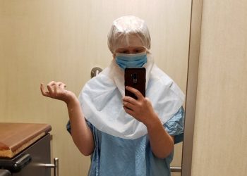 Hijab Sekali Pakai Mencerahkan Hari Pasien Muslim di Mayo Clinic