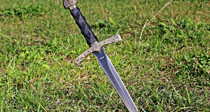 Lisan Abu Dzar Lebih Tajam daripada Pedangnya