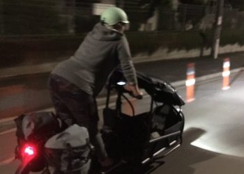 Politisi Selandia Baru Bersepeda Sendiri ke Rumah Sakit Saat Hendak Melahirkan