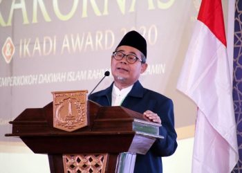 Ketua Umum IKADI: Tolak Permendikbud untuk Lindungi Korban Kekerasan Seksual