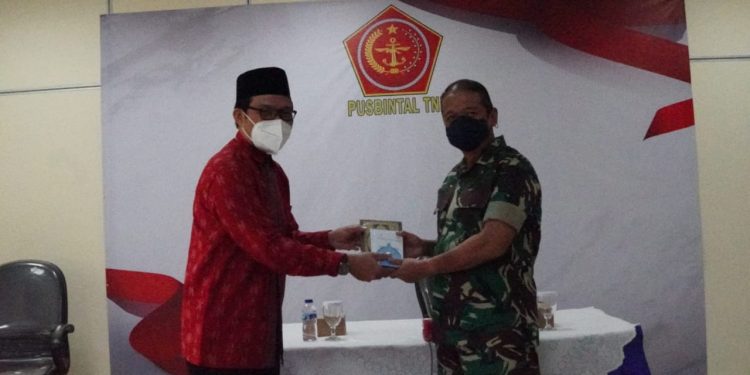 Pimpinan Wahdah Islamiyah Silaturahmi ke Pusbintal TNI