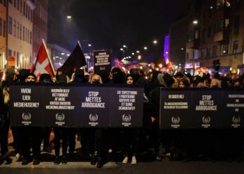 Puluhan Ribu Orang Demo Tolak Pembatasan Covid dan Kewajiban Vaksin di Eropa dan Australia