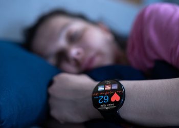 Sebuah penelitian yang dilakukan oleh tim peneliti Inggris menyimpulkan bahwa waktu tidur teratur adalah antara jam 10 malam hingga jam 11 malam.