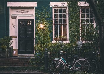 Seorang Anak di Amsterdam Cegah Nenek Bunuh Diri, Endingnya Mengejutkan