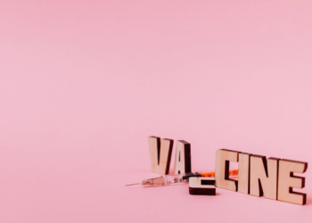 100 Juta Warga Indonesia telah Divaksinasi Dosis Lengkap