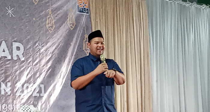 Ustaz Edgar Hamas Bagikan Tips Mencintai Al-Qur’an