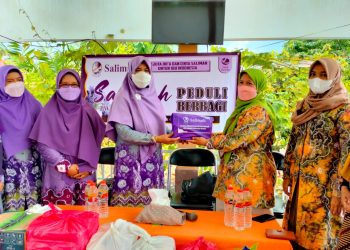 Peringati Hari Ibu, Salimah Kalsel Kunjungi Panti Sosial