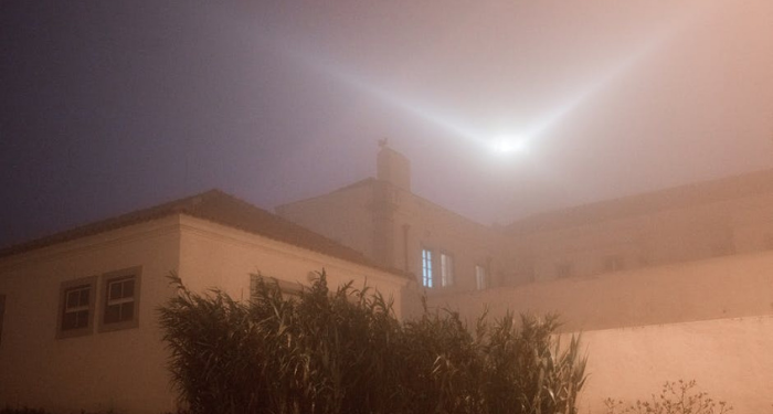 Cerita Fiksi Fantasi, Keluarga Alien