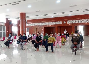 LAZ Al Azhar, Imperial Kitchen dan Kitabisa Alirkan Kebahagiaan untuk Lansia di Bintaro