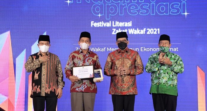LAZ Al Azhar Sabet 3 Penghargaan di Malam Apresiasi Festival Zakat Wakaf 2021