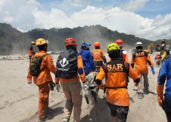 Laznas BMH Kirim Bantuan hingga ke Dusun Terdekat di Semeru