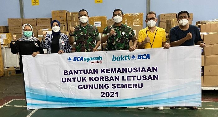 BCA Syariah Salurkan Bantuan Pengungsi Erupsi Semeru