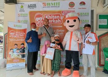 BMH Gelar Khitan Gratis untuk 286 Anak Yatim dan Dhuafa di Jawa Timur