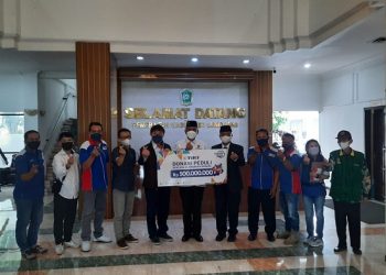 Bantu Pemulihan Pasca Erupsi Semeru, TIKI Serahkan Donasi Rp500 Juta Lewat BAZNAS