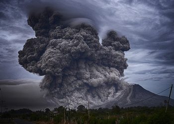BNPB: 13 Orang Meninggal Dunia Akibat Erupsi Semeru