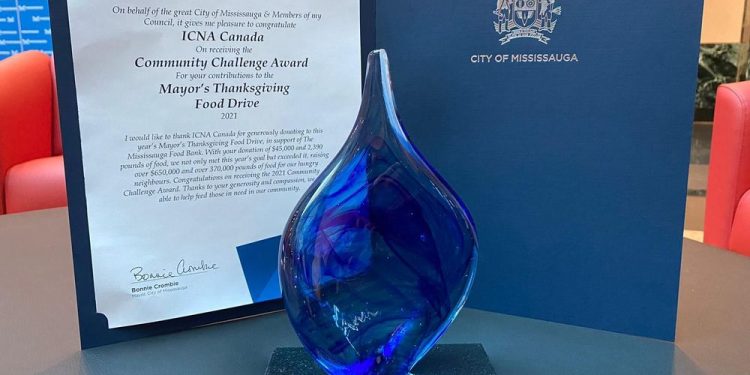 Kelompok Muslim Kanada Terima Penghargaan untuk Kedermawanan