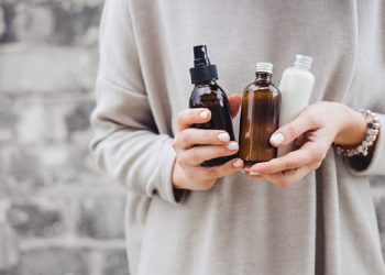 Penyebab Jerawat di Usia 30-an dan 40-an