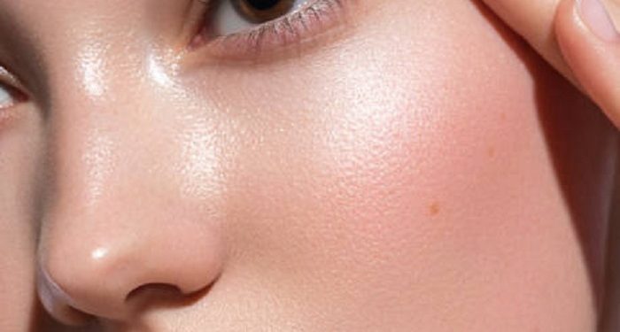 4 Kandungan Skincare yang Ampuh Melembapkan Kulit