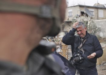 Kantor Berita AP Marah karena Fotografernya Dipukuli Polisi Israel