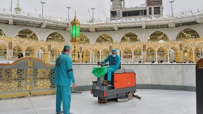 Otoritas Saudi Intensifkan Upaya Mengeringkan Masjidil Haram Setelah Hujan Lebat