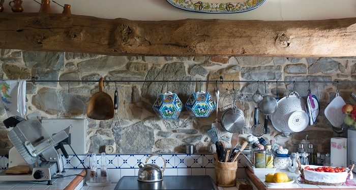 Ketika Peralatan Dapur Lebih Cling daripada Pemiliknya