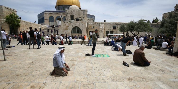 Warga Israel Menyamar Sebagai Muslim Untuk Memasuki Kompleks Al-Aqsha