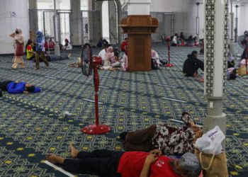 Masjid-masjid di Malaysia Jadi Tempat Penampungan Korban Banjir