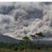 Gunung Semeru Keluarkan Awan Panas Berdampak pada Masyarakat di Kecamatan Pronojiwo, Lumajang
