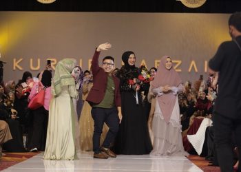 Kursein Karzai Luncurkan Koleksi Busana Muslim Bertema Sauve Ma Nature