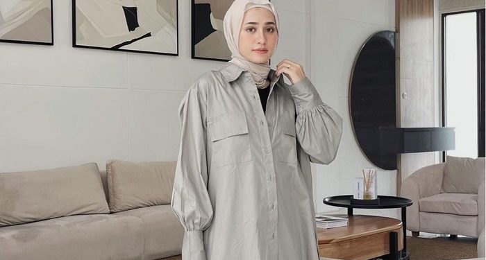 Rekomendasi Shirt Oversize untuk Wanita Berhijab