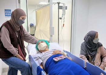 Hanung Bramantyo Jalani Operasi Saraf Kejepit