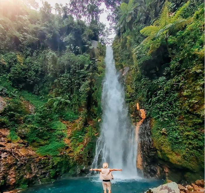 Indahnya Air Terjun Pasir Reungit Di Kaki Gunung Salak