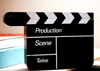 Suka Nonton Film, Begini Cara Mengembangkan Diri dari Film