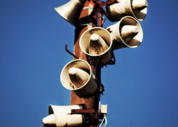 Mengenal Onomatope, Tiruan Bunyi dalam Tulisan