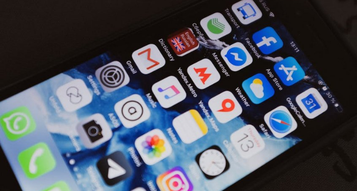 Cara Memiliki Etika yang Baik di Medsos