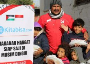 Galang Dana di Kitabisa.com, Bang Onim Serahkan 280 Paket Makanan Hangat ke Pengungsi Gaza