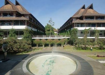 Dosen ITB Terpilih jadi Anggota Komite Saintifik Program Tsunami Dekade Kelautan PBB