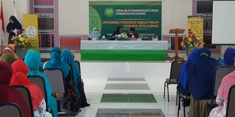 FOSIMATA Kota Kupang Gelar Upgrading Pengurus Majelis Taklim se-Kota Kupang