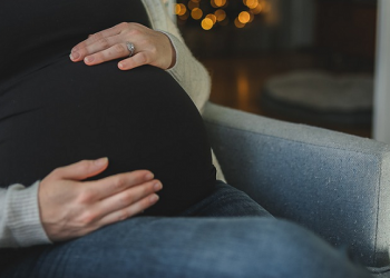Cara Atasi Mual Makan Daging dan Ikan bagi Ibu Hamil