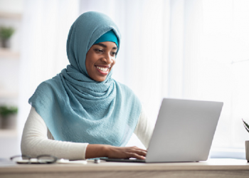 Islam Tidak Bertanggung Jawab atas Budaya yang Mengekang Wanita (1)