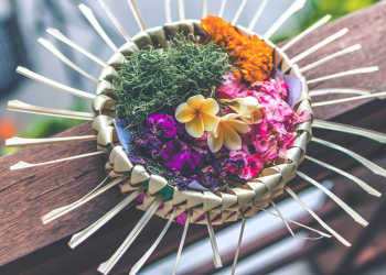 Mengganti Syair Shalawat Bukan kepada Nabi (2)