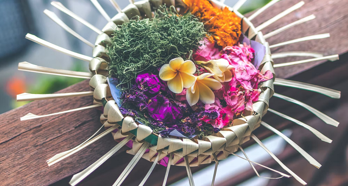 Mengganti Syair Shalawat Bukan kepada Nabi (2)