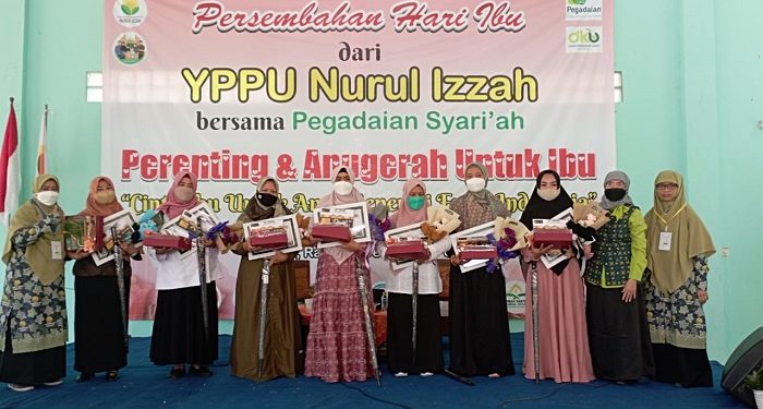 YPPU Nurul Izzah dan Pegadaian Syariah Berikan Penghargaan Ibu Hebat