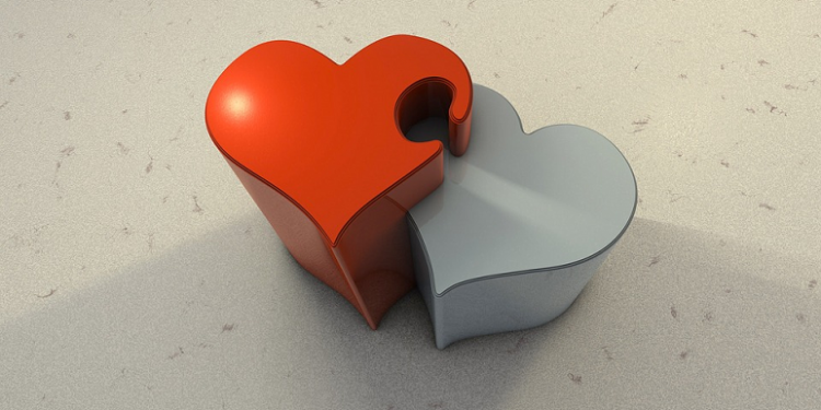 Jatuh Cinta pada Dua Gadis (2)