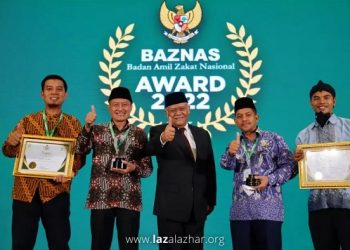 LAZ Al Azhar Raih Dua Penghargaan dalam BAZNAS Award 2022