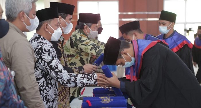 RGI Gelar Wisuda Akbar, Ratusan Santri RGI Siap Bersaing di Dunia Profesional
