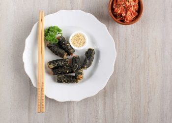 Resep Ayam Goreng Gulung Rumput Laut yang Gurih dan Renyah