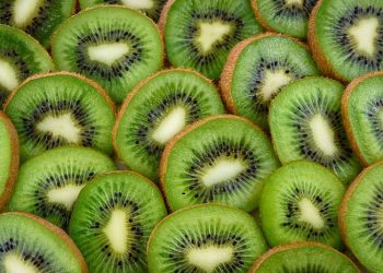Manfaat Buah Kiwi, Atasi Jerawat Hingga Menjaga Tekstur Kulit Tetap Kencang